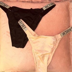 ‼️2NEW Victoria secret panties size L ‼️ (they look beautiful in person)